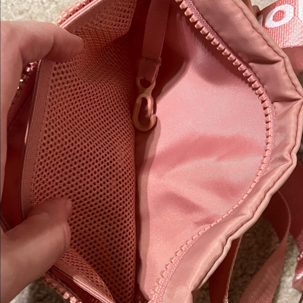 lululemon athletica Blush Pink Crossbody Bag - Picture 5 of 5